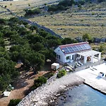 בית נופש House Lantina Kornati Kravljacica