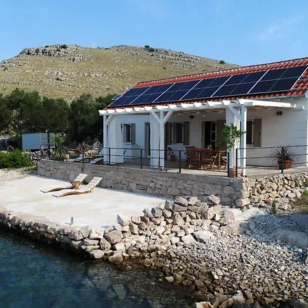 בית נופש House Lantina Kornati Kravljacica